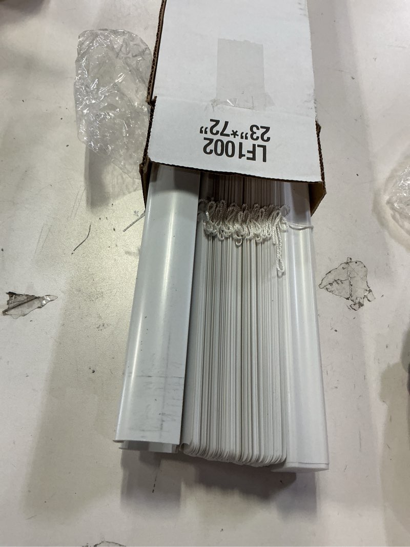 Condition photo showing Good Condition for YOSHADE 23-in x 72-in White Light Filtering Cordless Motorized Roller Shade