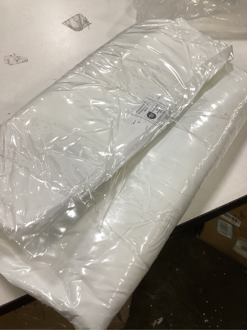 Condition photo showing As Is for (1pcs)Utopia Bedding Throw Pillows – 16 x 16 Inches Down Alternative Pillows for Bed, Sofa, and Couch - Fluffy Decorative Stuffer Pillow for Indoors & Outdoors 16x16 Inch 