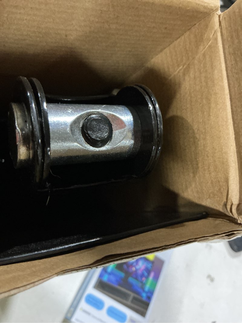 Condition photo showing Good Condition for hyper tough 1.5-ton scissor jack