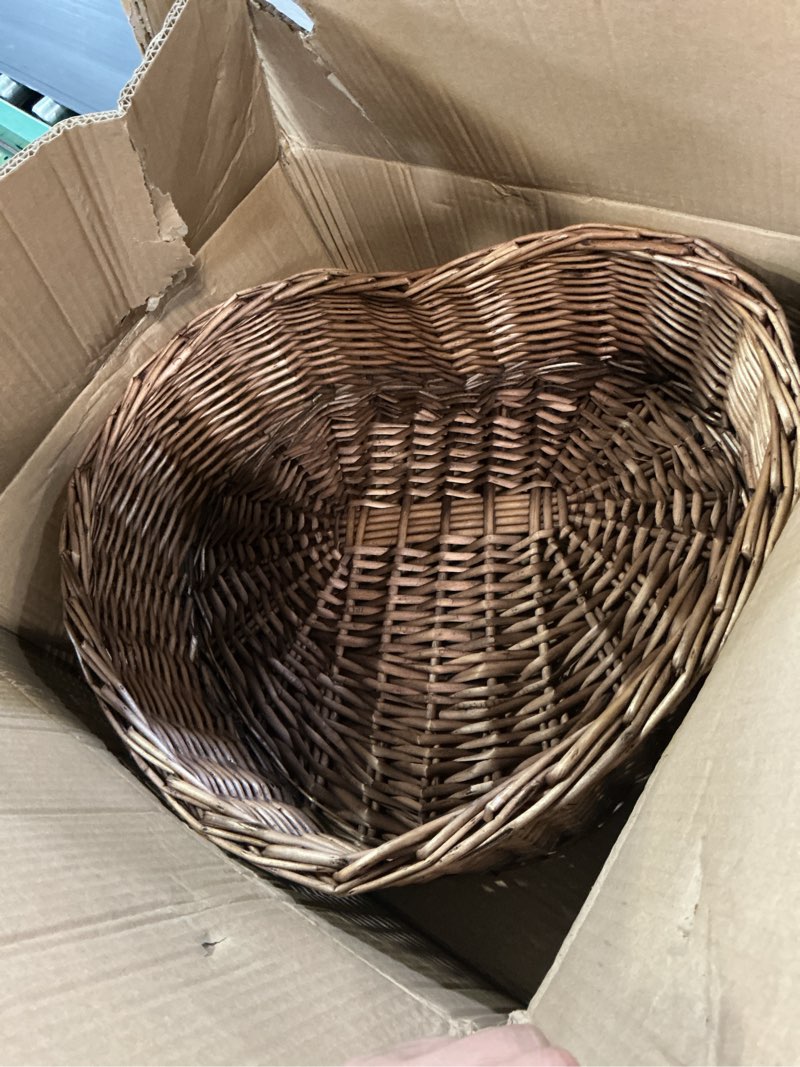 Condition photo showing Good Condition for kate newborn photography props brown heart shaped rattan basket handcrafted baby basket bed set for baby photography photoshoot only basket