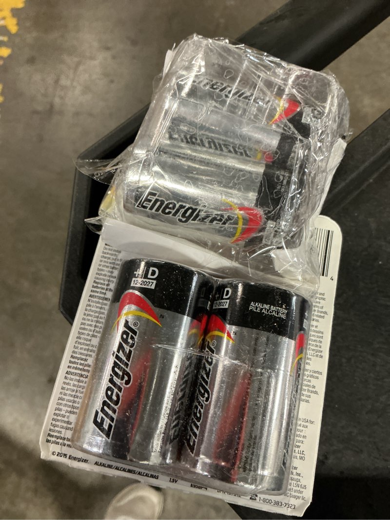 Condition photo showing Good Condition for energizer max d batteries 4-pack