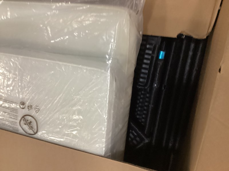 https://lotting-media.assets.bidfta.com/lotting_cc51d7fc-bb55-4971-96a5-2828a29c5a4a