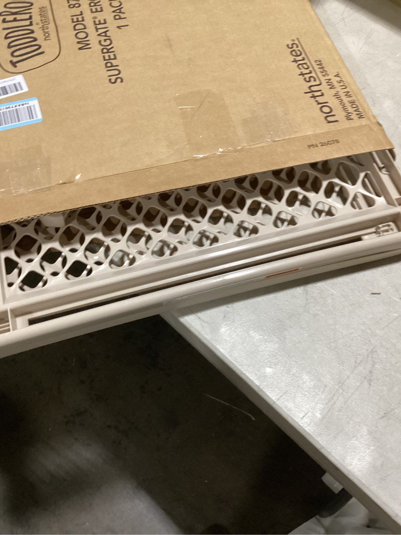 Condition photo showing New/Like New for Toddleroo by North States 42” Wide Supergate Ergo Baby Gate, Made in USA: For Doorways or stairways. Includes Wall Cups. Pressure or Hardware Mount. 26” - 42” Wide (26" Tall, Sand) (B01HG7E5R8)