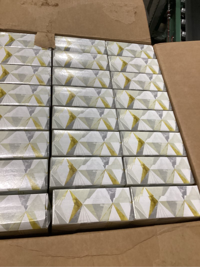 https://lotting-media.assets.bidfta.com/lotting_cc57a6f4-f19b-45fe-8288-7fd71c43d73c