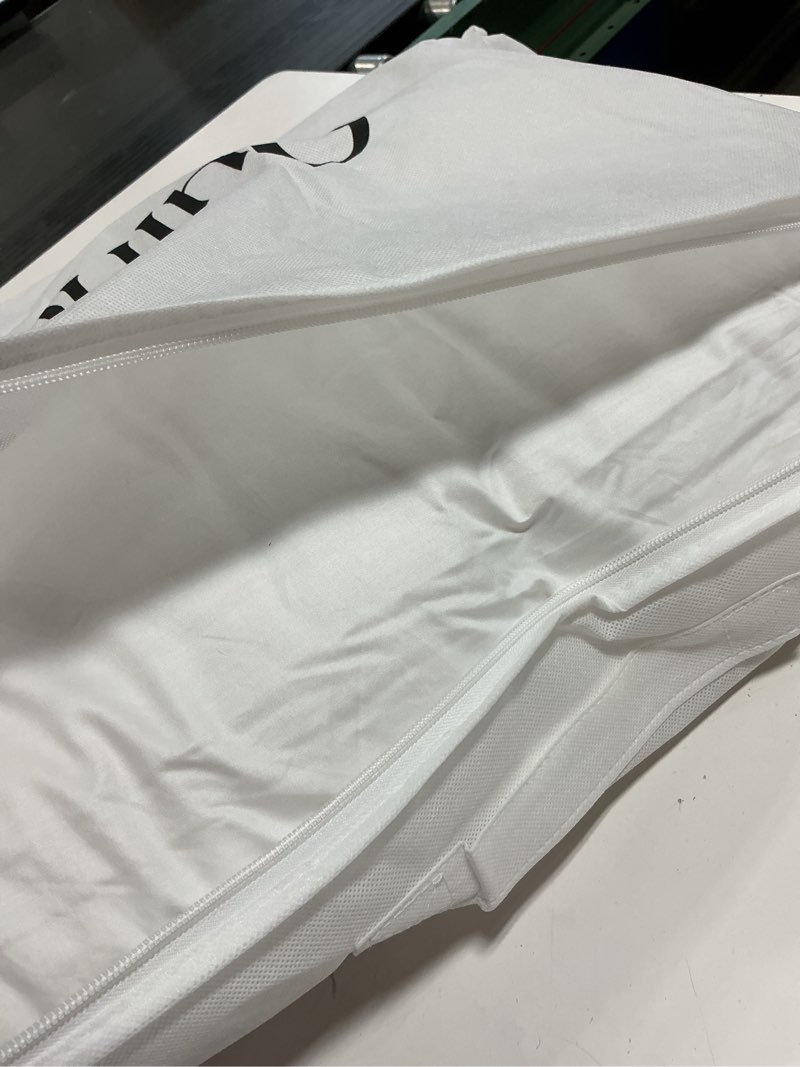 Condition photo showing Good Condition for premium down pillow, standard, firm