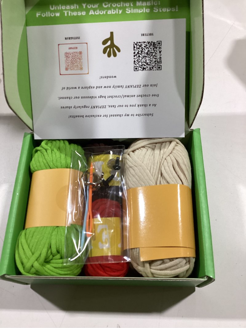 Zepiany Beginner Crochet Flower kit, Amigurumi Crochet Plants with Beginner Yarn for Crocheting with