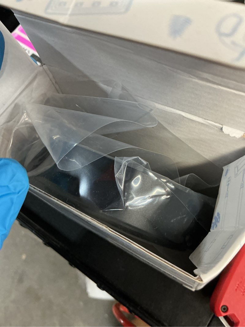 Condition photo showing New/Like New for JJC 82mm Screw-in Mount Standard Aluminum Metal Lens Hood Shade for Lenses with 82mm Front Filter Thread for Nikon AF-S Nikkor 24-70mm f/2.8E ED VR Lens,Sony FE 24-70mm f/2.8 GM Lens 82mm For Standard Lens