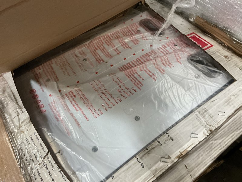 Condition photo showing As Is for RDW1809-B-WHITE  18 in. White Electronic Portable 120-vol