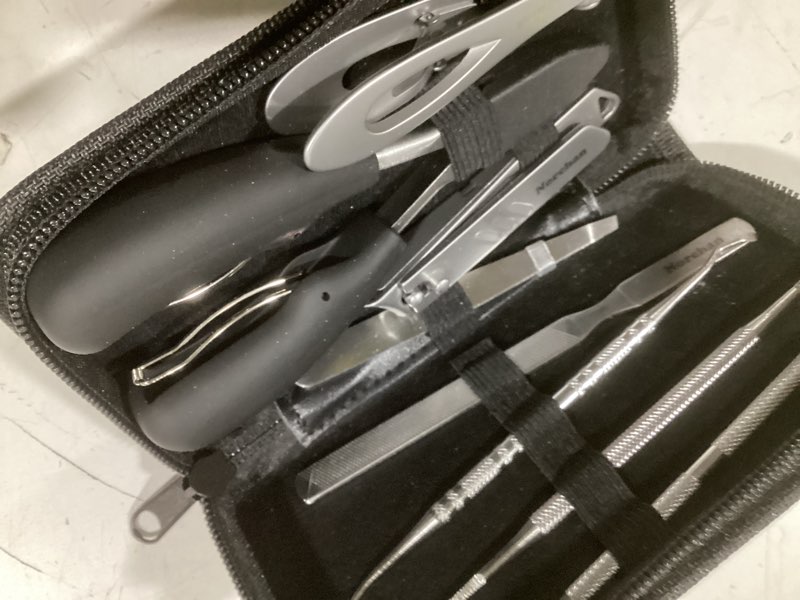 Condition photo showing New/Like New for nail clippers kit, 8-piece stainless steel toenail & fingernail clipper with nail file & cleaner, precision sharp blade for easy clean cut, ideal for men, women, seniors, gift pack