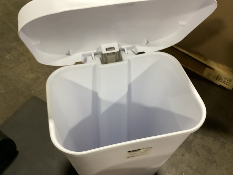 Condition photo showing Good Condition for (no lid) step trash can white - brightroom™: pedal-operated kitchen garbage can, textured plastic, indoor use