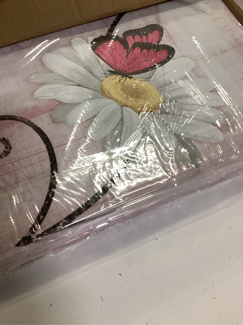Condition photo showing New/Like New for ryounoart daisy wall art canvas pink vertical pictures painting flower butterflies wall decor for bathroom bedroom framed 16 * 12 inches*3pcs (pink)
