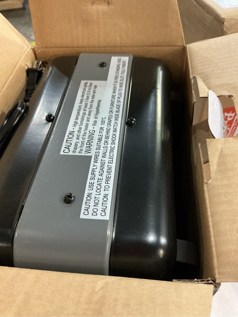 Condition photo showing Good Condition for Comfort Zone Electric Portable Milkhouse Style Utility Space Heater with Adjustable Thermostat, Overheat Protection, and Safety Tip-Over Switch, Ideal for Garage or Greenhouse, 1,500W, CZ798BK Black