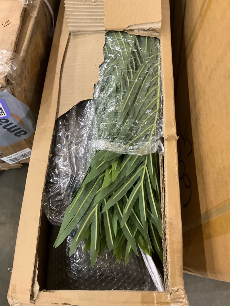 Condition photo showing Good Condition for 10ft Tall Artificial Phoenix Palm Tree for Outdoor Indoor Decor, Large Faux Coconut Silk Palm Tree Tropical Fake Tree Perfect for Outside Patio Poolside Home Office Decor (Set of 2) Phoenix Palm (2 Pack) 10ft