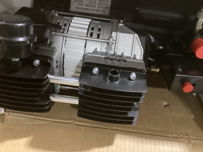 Condition photo showing Good Condition for aain 6.3 gallon air compressor | 1.5 hp 5.5-6 cfm displacement oil-free electric compressor tank with max. 116psi pressure | 70db ultra quiet for tire inflation, air blowing, woodwork nailing