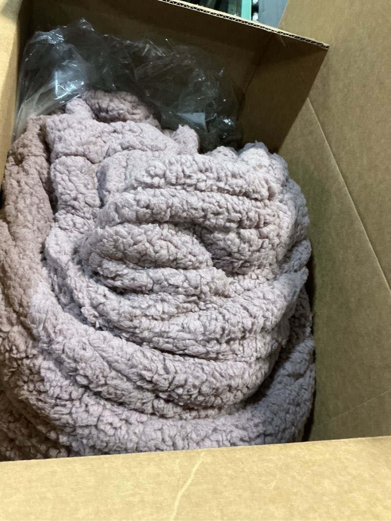 Condition photo showing Good Condition for Electric Heated Blanket Full Size 72" x 84" - 5 Heat Settings & 10H Auto-Off, Microplush Flannel & Sherpa Lining, Machine Washable, Overheat Protection, Ideal Gifts for Home/Bedroom/Sofa, Purple 05-light Purple Full (72x84)