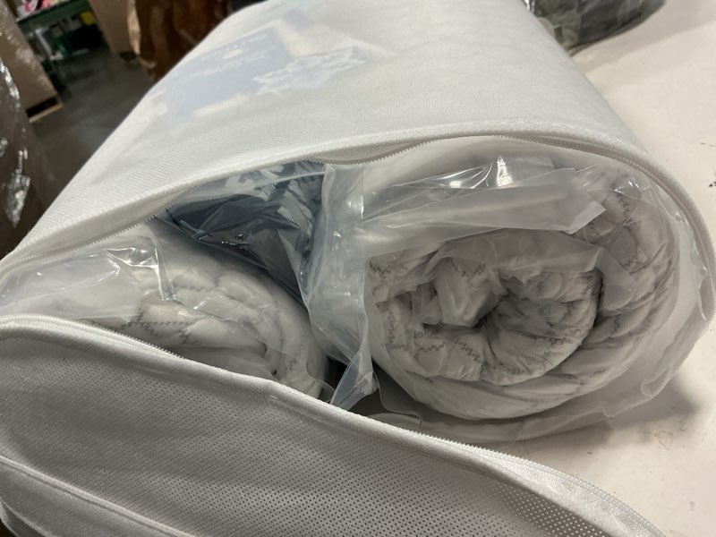 Condition photo showing Good Condition for QUTOOL Cooling Pillow for Sleeping 2 Pack, Luxury Shredded Memory Foam Bed Queen Pillows Set of 2, Cool Pillow for Hot Sleepers Adjustable Firm Pillow for Side, Back, Stomach Sleepers Soft Yet Support White-cooling Basic Queen(2 Pack)-20'*30'