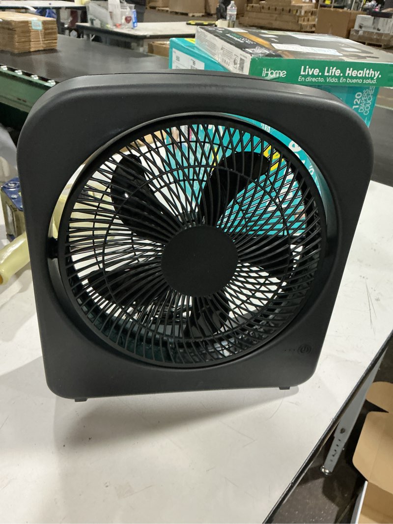 Condition photo showing Good Condition for mainstays 9" portable fan black