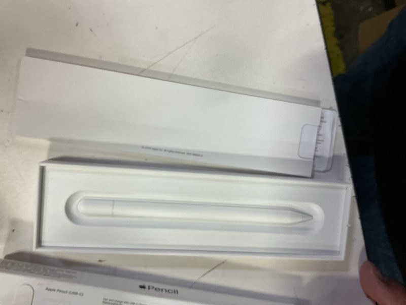 Condition photo showing Good Condition for apple pencil (usb-c): device compatibility check required - pixel-perfect precision, tilt sensitivity, ideal for note-taking, drawing, and signing documents. charges and pairs with usb-c