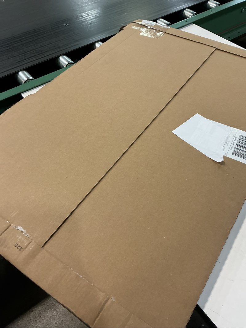 Condition photo showing New/Like New for pacon 5296 medium weight tagboard, 36 x 24, white (pack of 100) 24" x 36" - 100/pack (pack of 1)