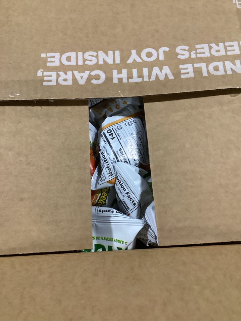 Condition photo showing Good Condition for Simply, Cheetos White Cheddar Puffs & Crunchy Variety Pack, 0.875 Ounce (Pack of 36) Simply Cheetos Crunchy & Puffs 36 Count (Pack of 1)