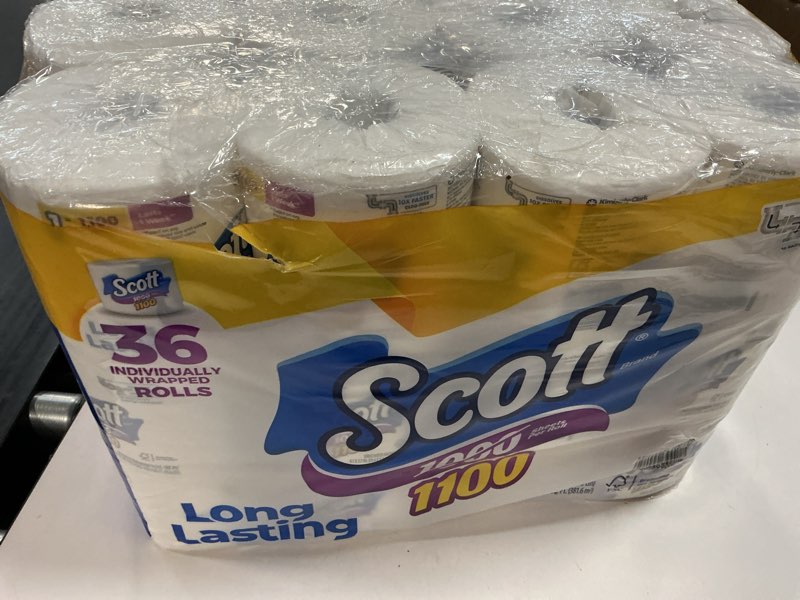 Condition photo showing New/Like New for scott bath tissue, 36 count