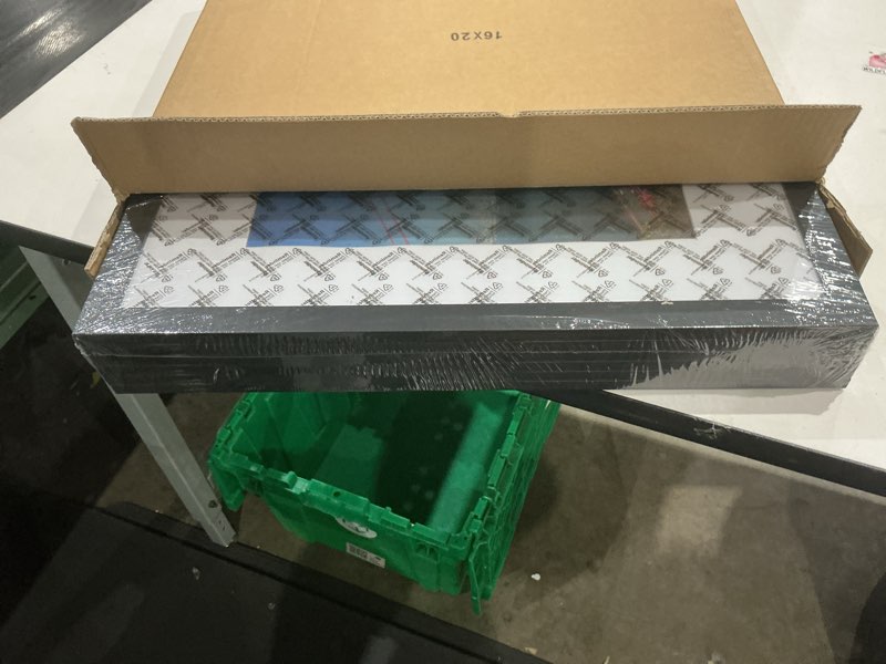 Condition photo showing Good Condition for pealsn 16x20 picture frame set of 6, display pictures 11 x 14 with mat or 16 x 20 without mat for wall mounting display, poster frames collage for wall decor, black. black 16x20