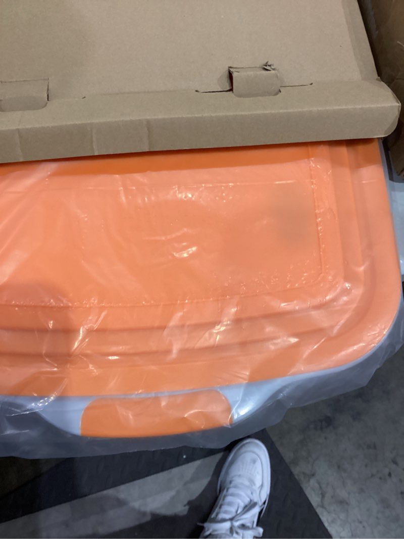 Condition photo showing Good Condition for XL Collapsible BBQ Prep Tub with Lid - 3 in 1 Collapsible Tub & Portable Cutting Board Container for Marinating, Camping, Meat Storage - Space-Saving, Foldable Tray for Kitchen and Outdoor