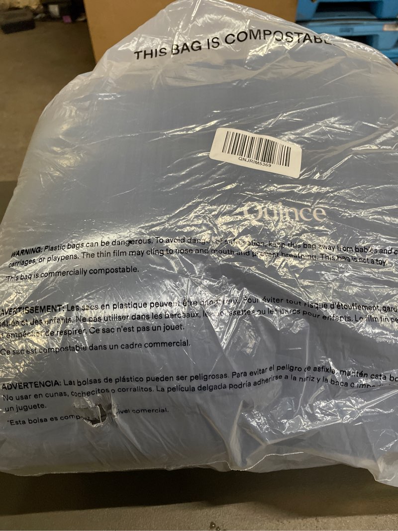 Condition photo showing New/Like New for organic airy gauze dream quilt, king/cal king, charcoal