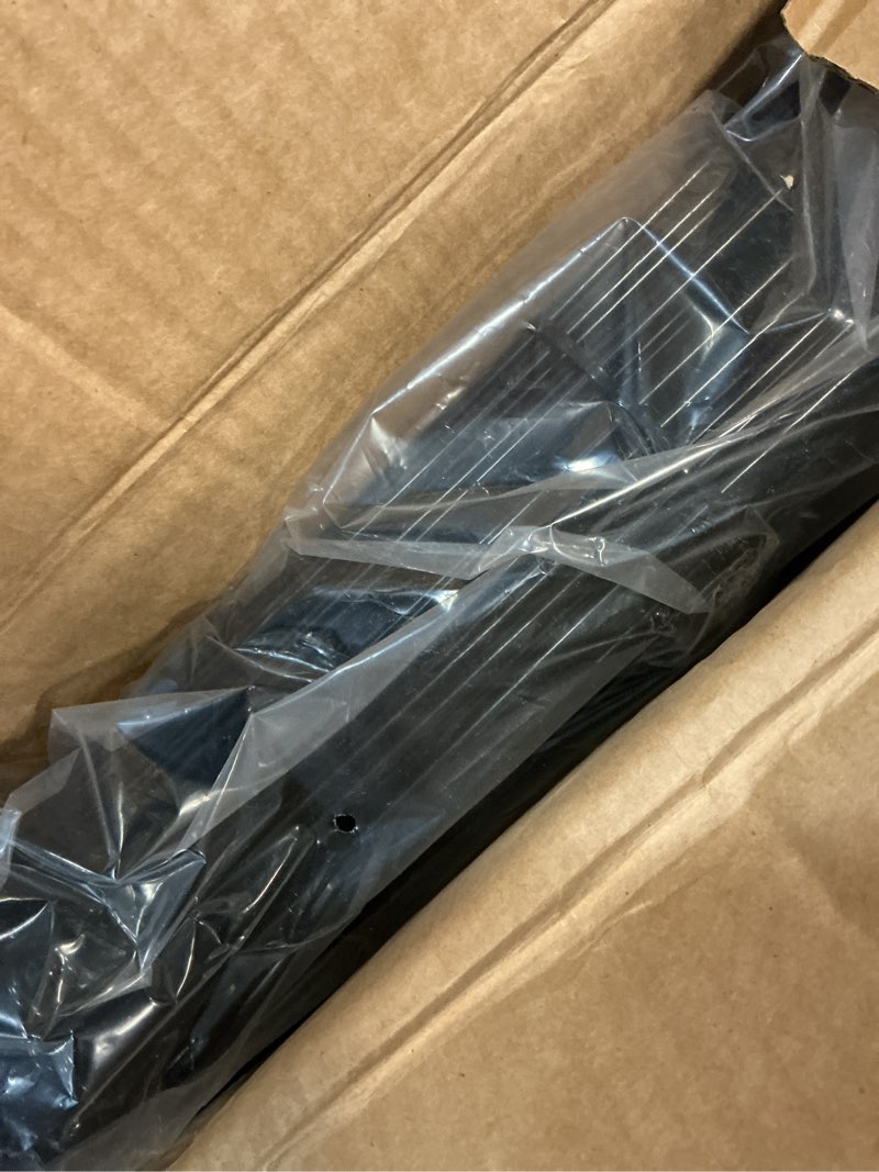 Condition photo showing Good Condition for 12 panel no dig decorative garden fence - 42in h x 26.5 ft l, tall animal barrier for dogs rabbits, rustproof metal wire panels for yard, patio, and outdoor border use 12 pack-42 in(h) x 26.5 ft(l)