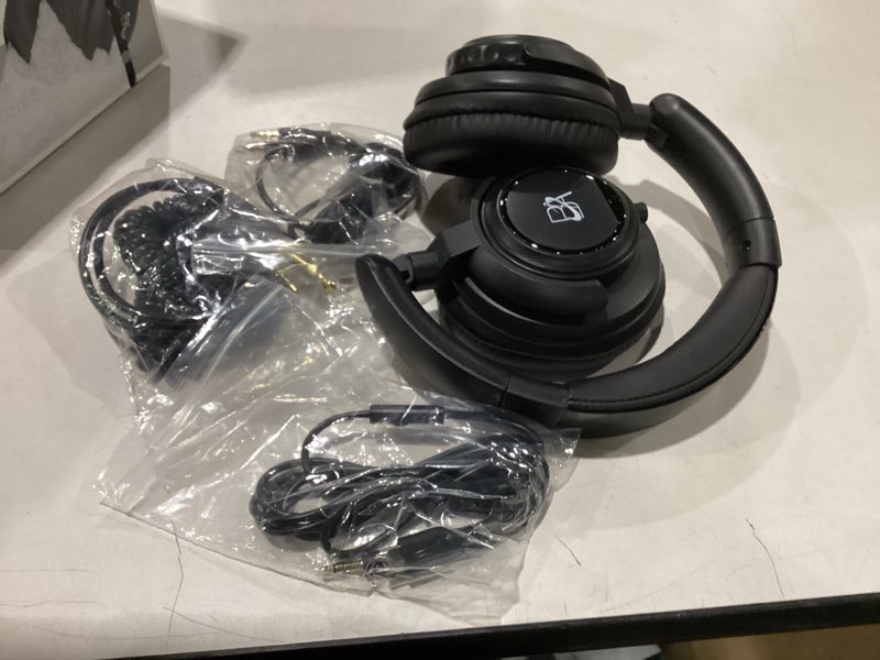 wired over ear headphones studio monitor & mixing dj stereo headsets with 50mm drivers and 1/4 to 3.5mm jack for cellphone type c amp computer recording podcast keyboard guitar laptop black