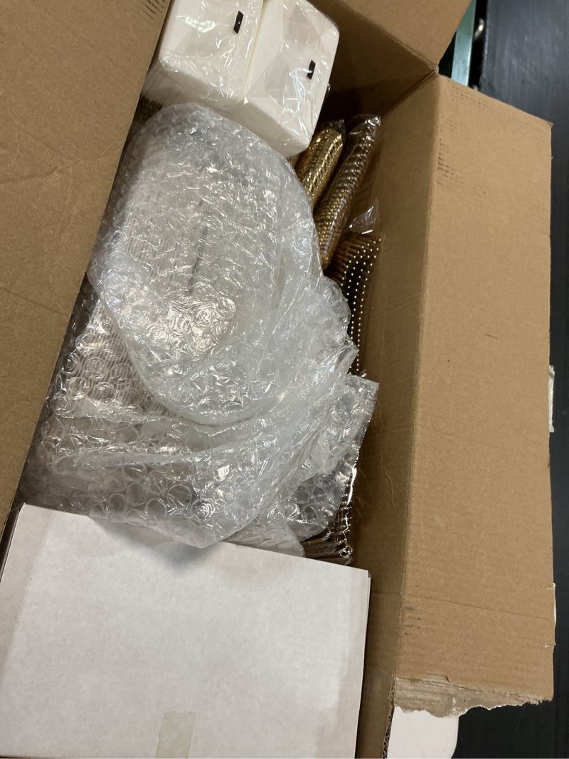 Condition photo showing Good Condition for morejoy 350 pcs lvory plastic plates - lvory gold plastic dinnerware set include 50dinner plates, 50dessert plates 150cutlery, 50cups, 50napkin perfect for party & wedding lvory and gold 350pcs