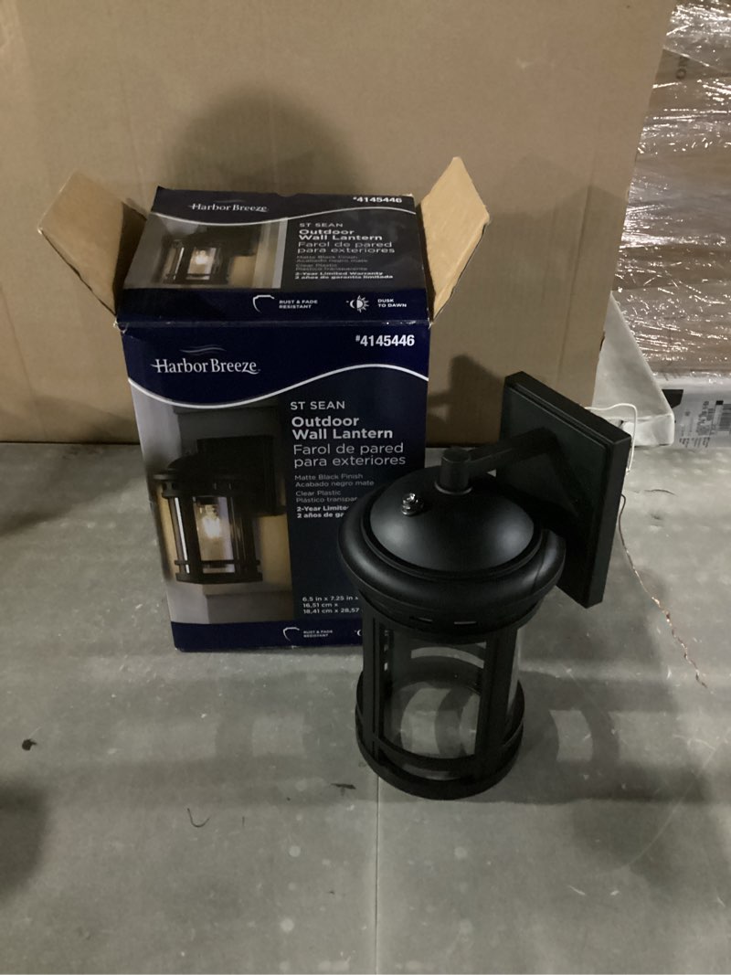 Harbor Breeze Perrin 1 -Light 11.25-in H Matte Black Hardwired Dark Sky Outdoor Wall Light