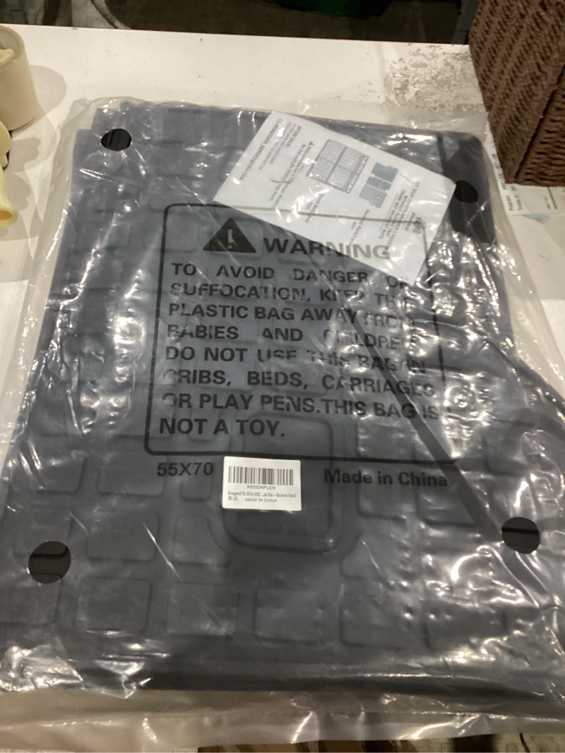 Condition photo showing New/Like New for rongtaod cargo mat compatible with 2010-2024 toyota 4runner 5 seats trunk mat cargo liner back seat cover protector 2023 toyota 4 runner accessories (trunk mat+backrest mats,fit without sliding tray)