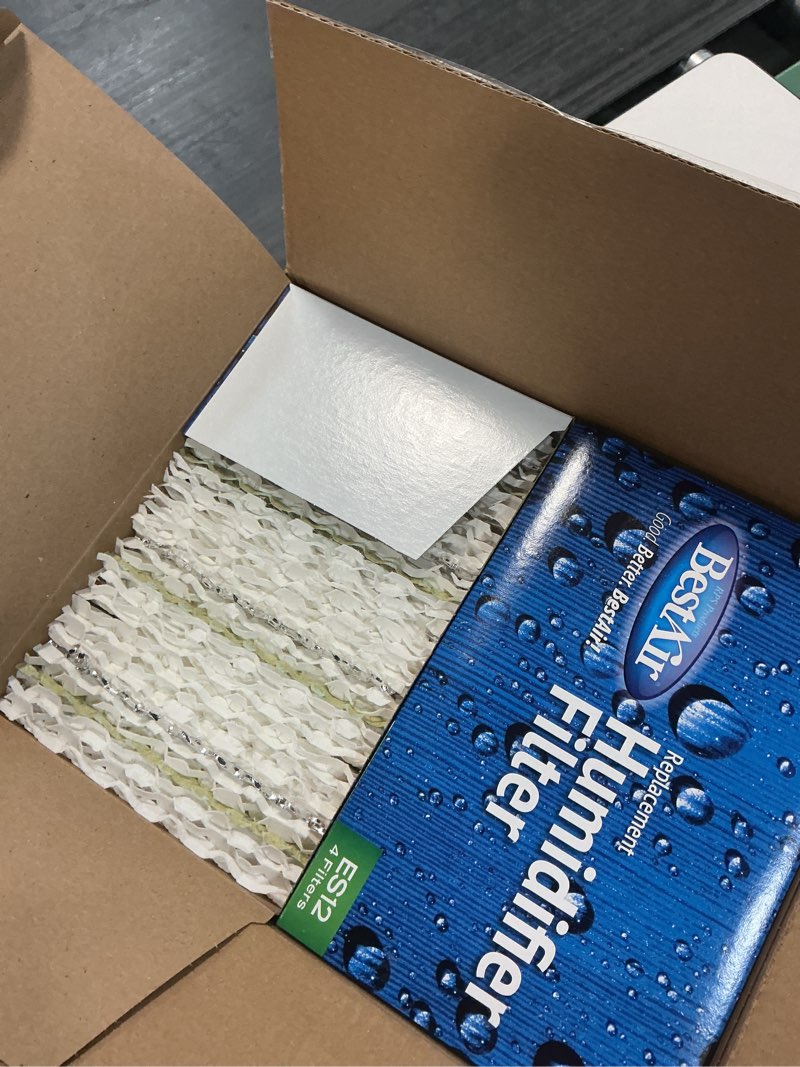Condition photo showing New/Like New for bestair es12-2 extended life humidifier replacement paper wick humidifier filter, for emerson, quiet comfort & kenmore models, 10" x 9.4" x 6.5", 2 pack (8 filters)