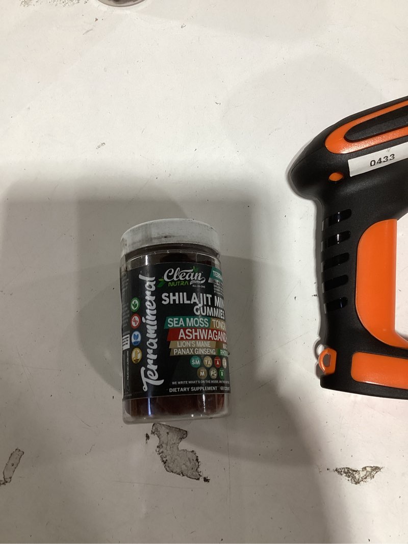 Condition photo showing Good Condition for terramineral shilajit gummies with irish sea moss tongkat ali ashwagandha lion's mane maca panax ginseng rhodiola & cordyceps by clean nutra (1)