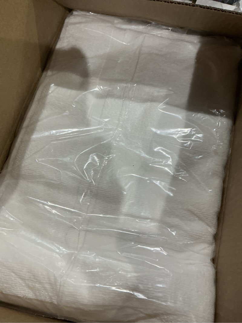 Condition photo showing As Is for Amazon Basics Premium 100% Cotton, Absorbent Soft Bath Mat, Machine Washable, 684 GSM, White, 30" x 20" Hotel Spa Shower/Bathtub Mats, Pack of 6 White 20 x 30 inches (Pack of 6)