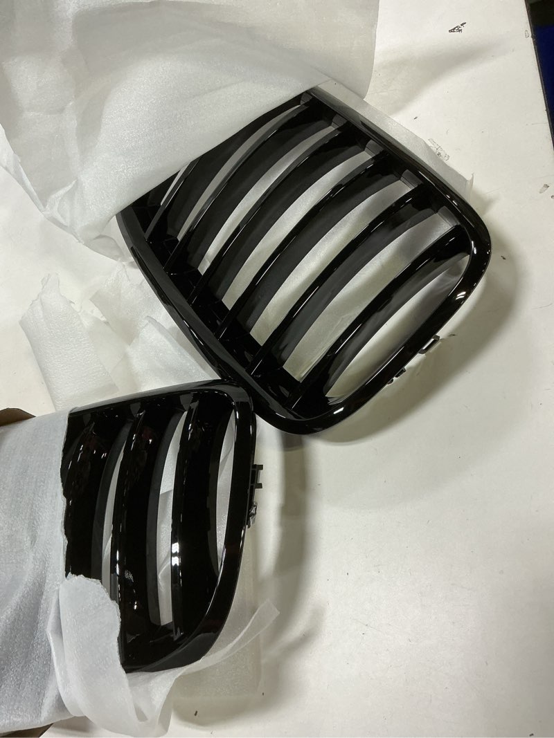 Condition photo showing Good Condition for X5 E70 Gloss Black Front Kidney Grill Grille Fit for 2007-2014 BMW X5 E70 X6 E71