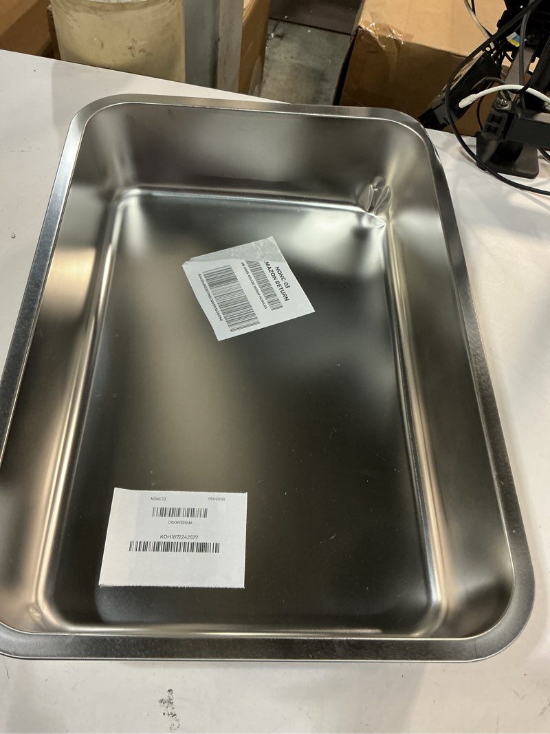 Condition photo showing As Is for large stainless steel litter box with high sided, metal cat litter box, odor-free non-stick litterbox pan, easy to clean pet supplies toilet tray for indoor cats, kittens or multicat homes 19.69"l x 13.78"w x 3.94"h