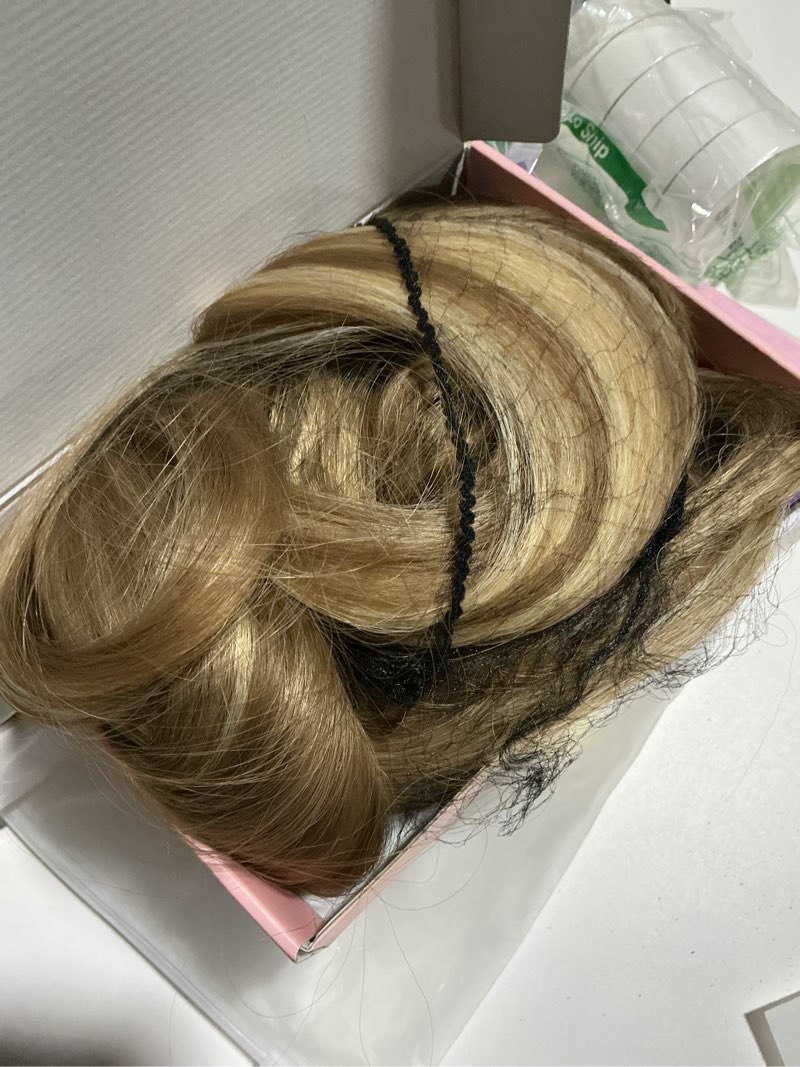 Condition photo showing As Is for REECHO Clip in Hair Extensions, Hair Extensions Thick Long Lace Weft Lightweight Synthetic Hairpieces for Women (24 Inch-240 Gram(Pack of 5), Dark Blonde with Light Blonde Highlights) 24 Inch-240 Gram(Pack of 5) Dark Blonde with Light Blonde Highlights