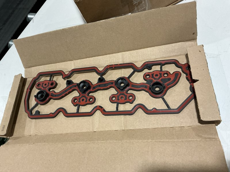 Condition photo showing Good Condition for fel-pro ms 96871 engine lifter valley cover gasket set for chevrolet silverado 1500