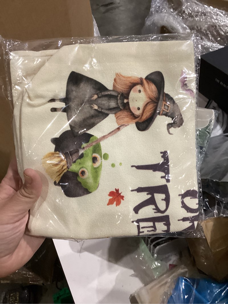 Condition photo showing New/Like New for Halloween Tote Bag, Cute Ghost Tote Bag for Book Lovers, Canvas Reusable Large Totes, Halloween Candy Bags