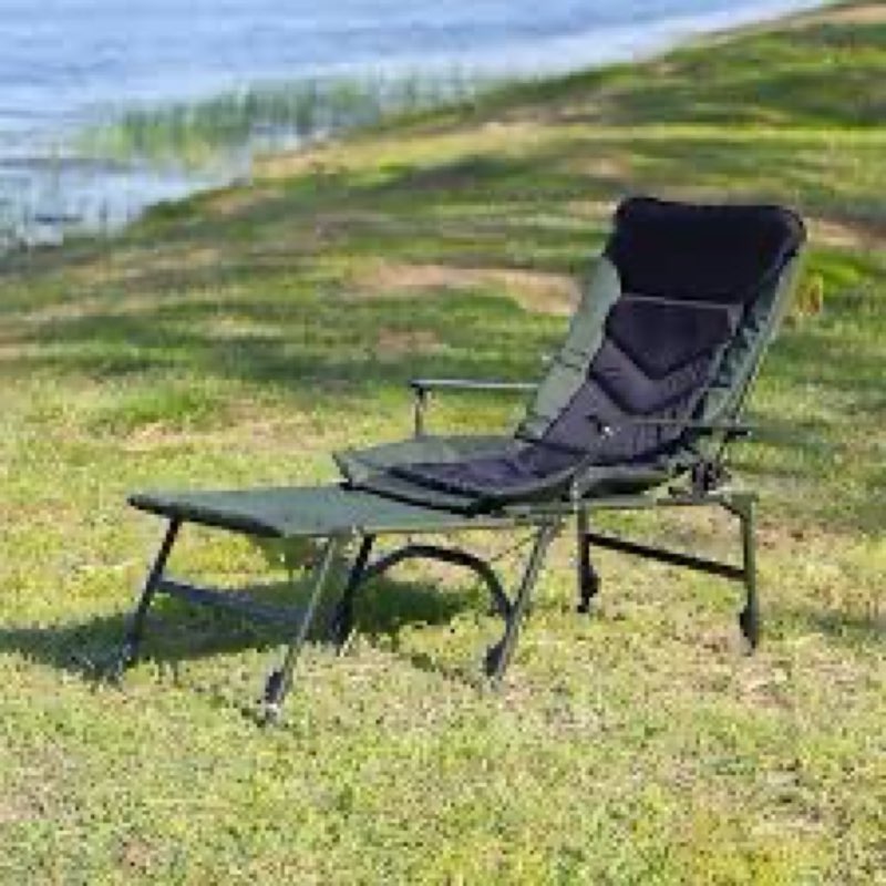 Camping Lounge Chair with Detachable Footrest, Portable Folding Reclining Camping Chair with Adjustable backrest for Indoor and Outdoor Camping Beach Hiking Fishing, Green+black