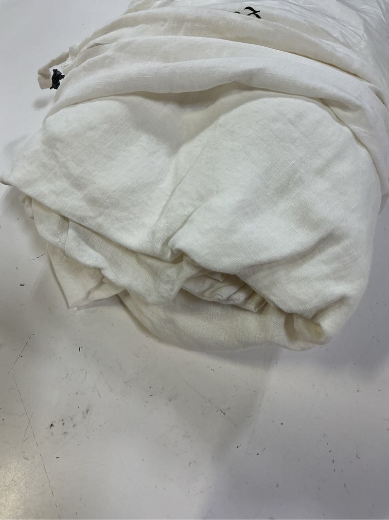 Condition photo showing Good Condition for european linen fitted sheet set, full, white
