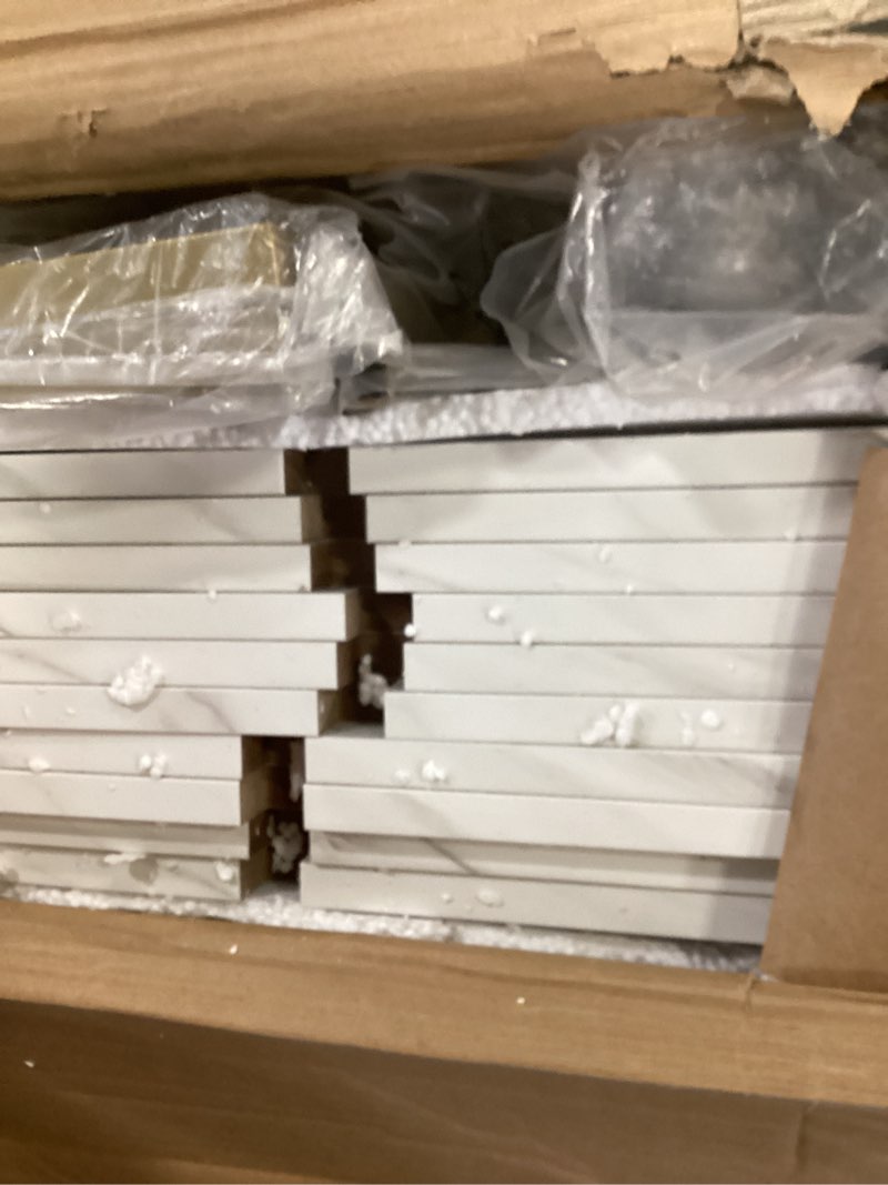 https://lotting-media.assets.bidfta.com/lotting_ccfe518e-8891-4ee7-840e-18c96bbcbc3c