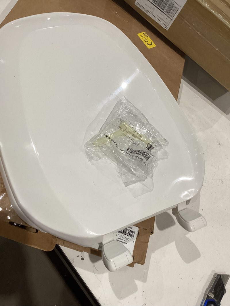 Condition photo showing Good Condition for centoco eljer emblem elongated toilet seat with square shape closed front with cover residential plastic made in the usa emb601-001 white elongated 001-white