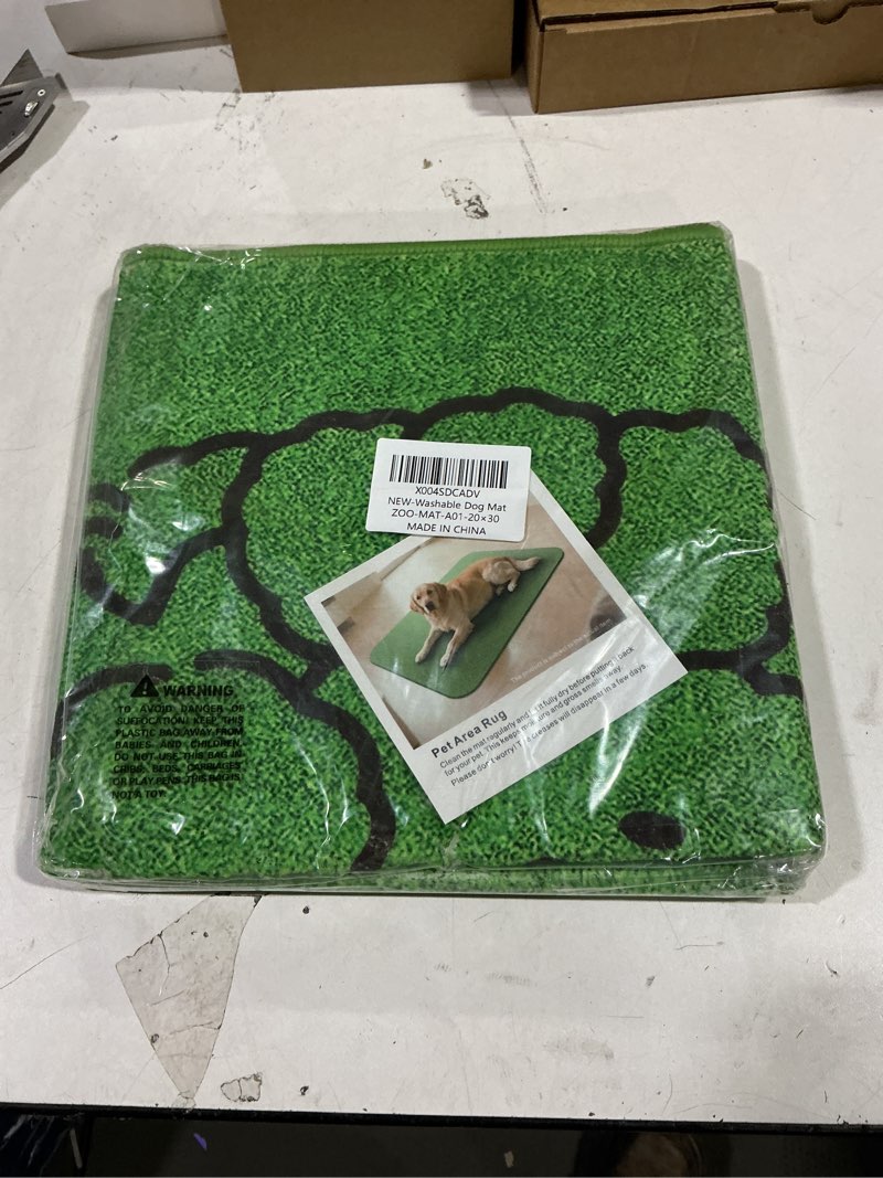 Condition photo showing New/Like New for Dog Door Mat for Muddy Paws, 20x30 Absorbent Low Pile Mud Rug, Non-Slip Washable Indoor Doormat for Dogs, Quick Dry Dirt Trapping Entryway Floor Mat for Inside, Doorway, Hallway, Pet Bed, Green 30"L x 20"W Green A02