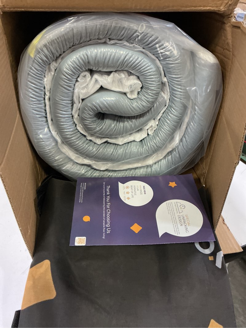 Condition photo showing New/Like New for MAXYOYO Black Geometric Pattern Futon Mattress, Japanese Floor Mattress Quilted Bed Mattress Topper, Extra Thick Folding Sleeping Pad Breathable Floor Lounger Guest Bed for Camping Couch, Queen Queen Black Geometry