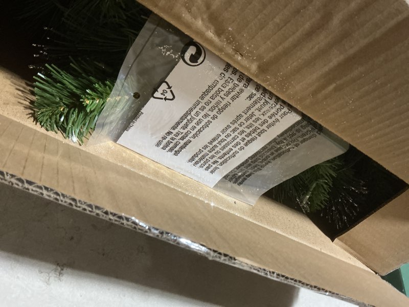 Condition photo showing Good Condition for National Tree Company 30 in Pre-Lit Crestwood Spruce Artificial Christmas Wreath, Christmas Decoration with Glitter, Pinecones, Red Berries, 70 Clear LED Lights, 200 Tips, Timer, Green 30 in Battery-Operated Wreath