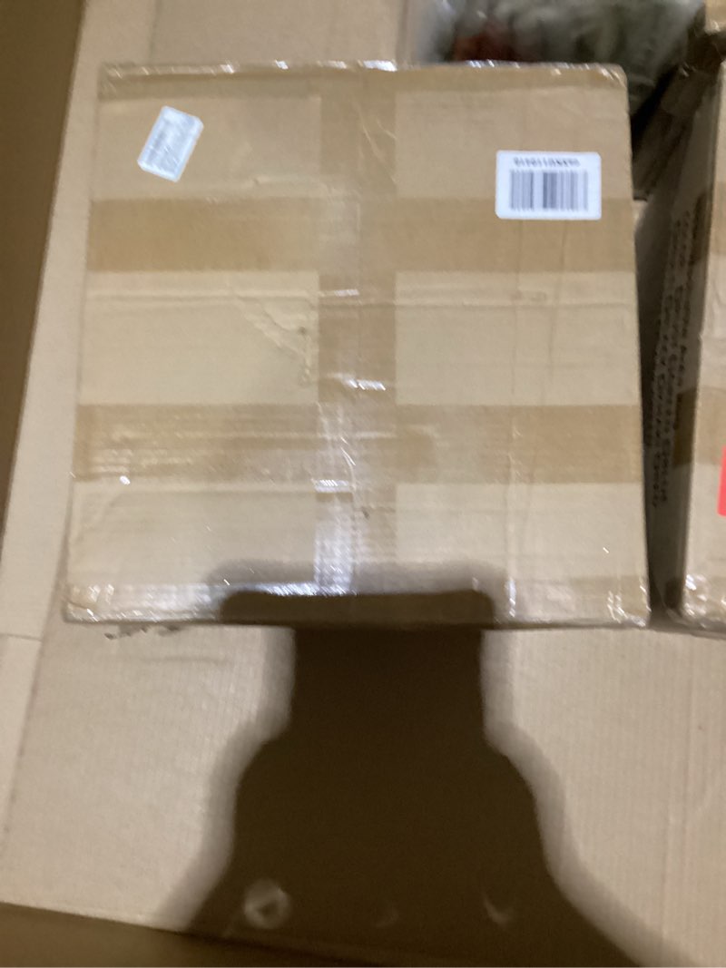 Condition photo showing New/Like New for Topllen washable dark green area rug 8’x10’