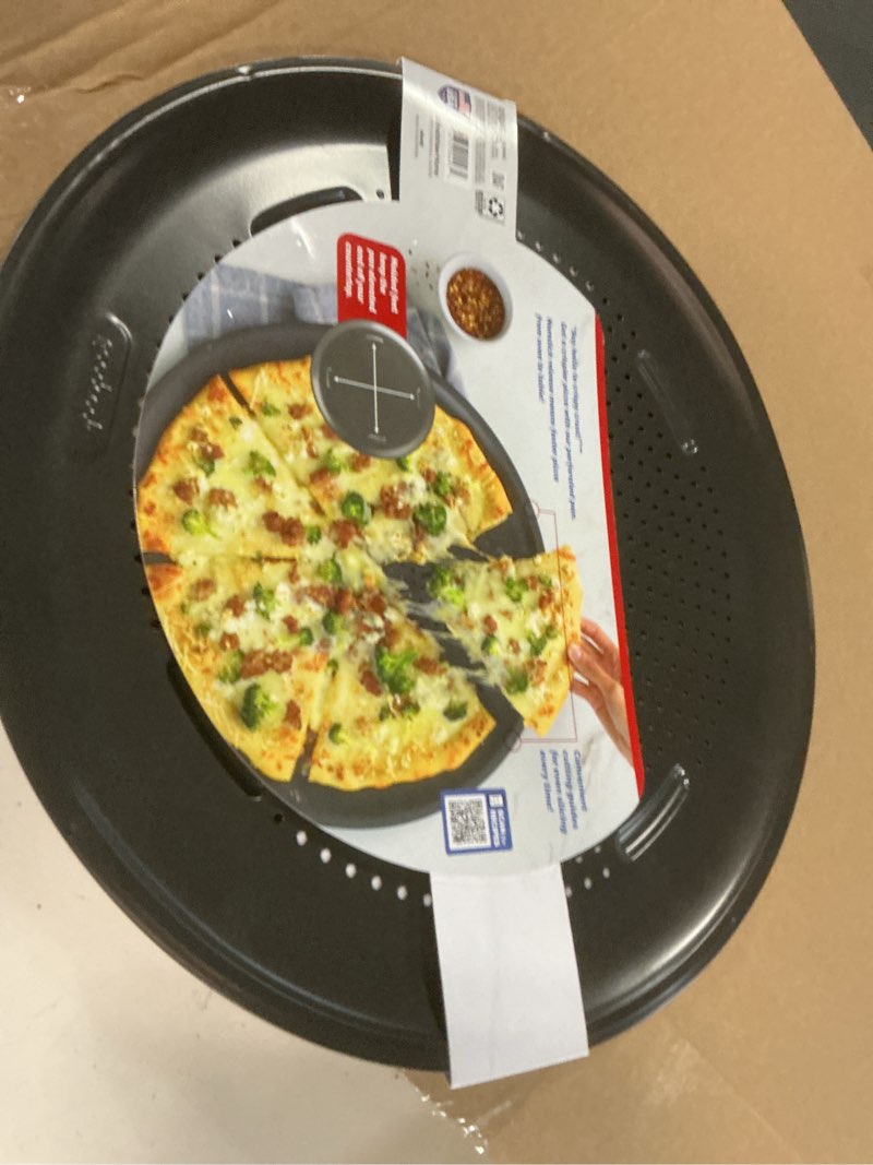 Condition photo showing Good Condition for Goodcook AirPerfect 15.75 In. Carbon Steel Nonstick Large Pizza Pan 04497